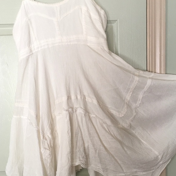 Metro 22 Dress - Picture 2 of 3